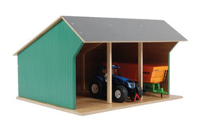 Wooden farm shed 1:32